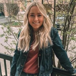 Meet your Posher, Lauren